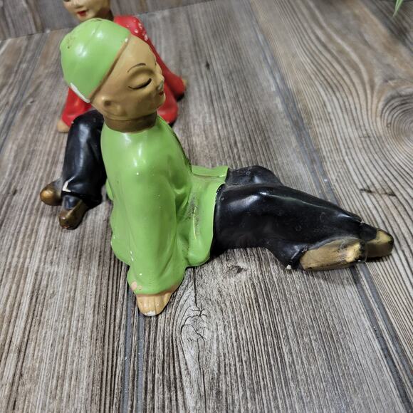2 Vintage Chalkware Figurines, Asian Decor Sitting Lounging - Picture 3 of 8